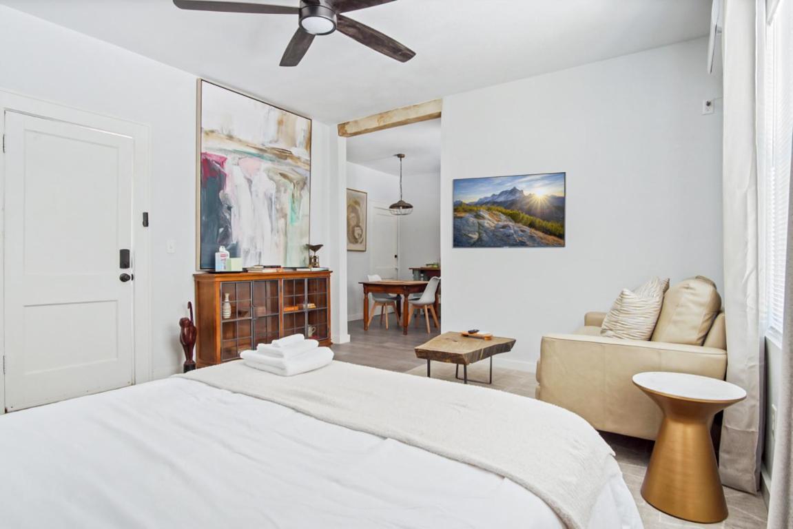 Contemporary With Access #34c Holiday home *